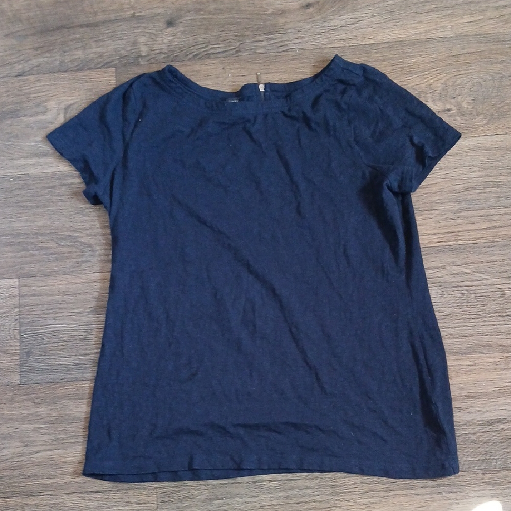 Talbots Short Sleeve Back Zipper T-Shirt. 